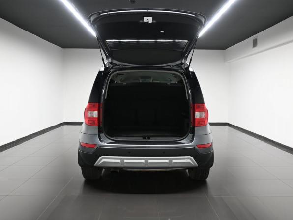 Skoda Yeti I Рестайлинг с пробегом 2017 года, цена 1 645 000 рублей, 77068 км, внедорожник, Автокод Объявления
