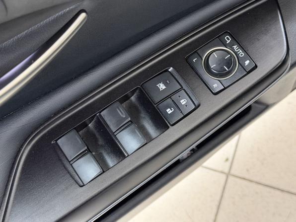 Lexus ES VII с пробегом 2018 года, цена 3 801 000 рублей, 109280 км, седан, Автокод Объявления