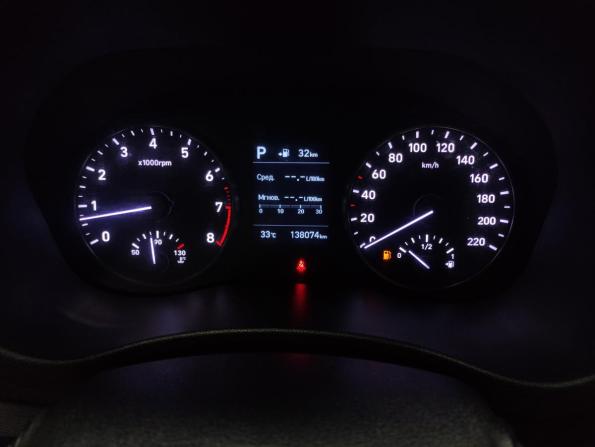 Hyundai Solaris II с пробегом 2018 года, цена 1 398 000 рублей, 138073 км, седан, Автокод Объявления