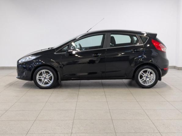 Ford Fiesta Mk6 Рестайлинг с пробегом 2016 года, цена 850 000 рублей, 134538 км, хэтчбек, Автокод Объявления