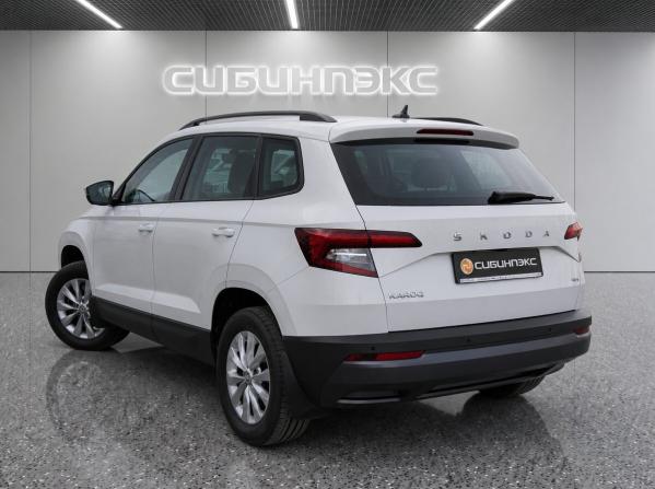 Skoda Karoq I с пробегом 2020 года, цена 2 379 000 рублей, 49917 км, внедорожник, Автокод Объявления