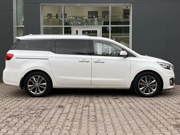 Kia Carnival III с пробегом 2017 года, цена 2 359 000 рублей, 126164 км, минивэн, Автокод Объявления