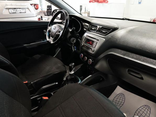 Kia Rio III Рестайлинг с пробегом 2016 года, цена 909 200 рублей, 134707 км, седан, Автокод Объявления