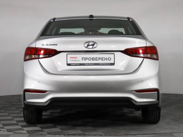 Hyundai Solaris II с пробегом 2017 года, цена 1 020 000 рублей, 168155 км, седан, Автокод Объявления