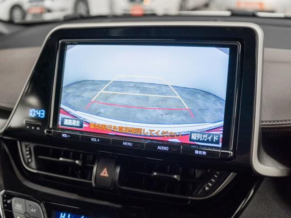 Toyota C-HR I с пробегом 2018 года, цена 1 900 000 рублей, 141424 км, внедорожник, Автокод Объявления