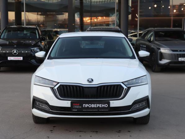Skoda Octavia IV (A8) с пробегом 2020 года, цена 2 510 000 рублей, 77329 км, лифтбек, Автокод Объявления