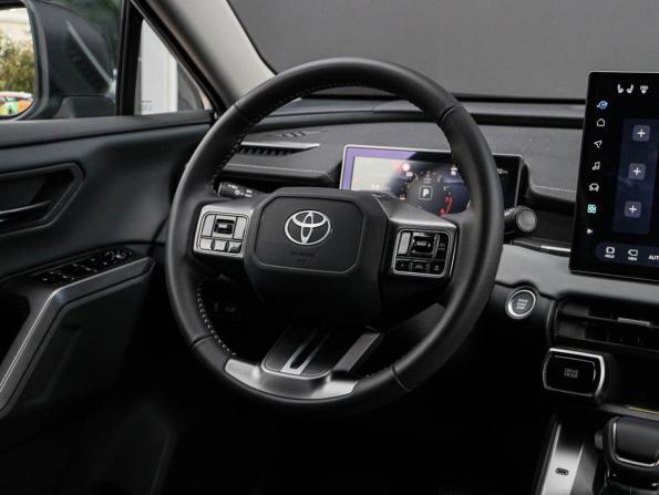 Toyota RAV4 VI (XA60) с пробегом 2026 года, цена 3 770 000 рублей, 2861 км, внедорожник, Автокод Объявления