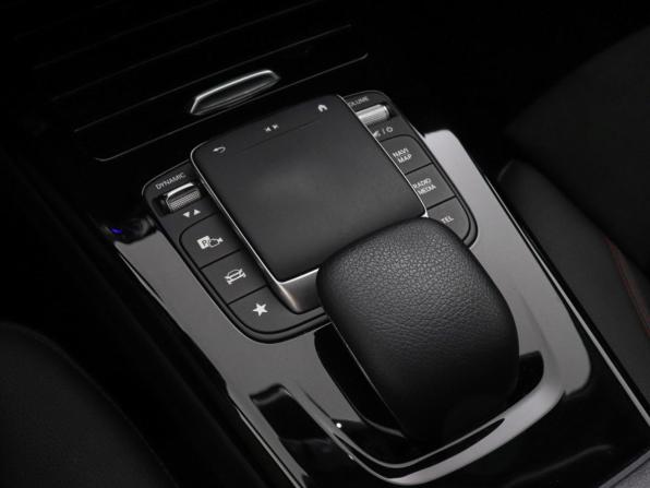 Mercedes-Benz A-Класс IV (W177) с пробегом 2020 года, цена 2 590 000 рублей, 97448 км, седан, Автокод Объявления