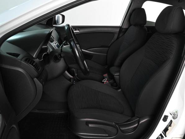 Hyundai Solaris I Рестайлинг с пробегом 2015 года, цена 1 049 000 рублей, 190563 км, седан, Автокод Объявления