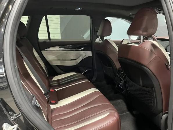 Geely Monjaro I с пробегом 2022 года, цена 3 049 000 рублей, 71276 км, внедорожник, Автокод Объявления