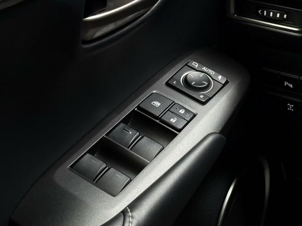 Lexus NX I с пробегом 2015 года, цена 2 749 000 рублей, 59117 км, внедорожник, Автокод Объявления