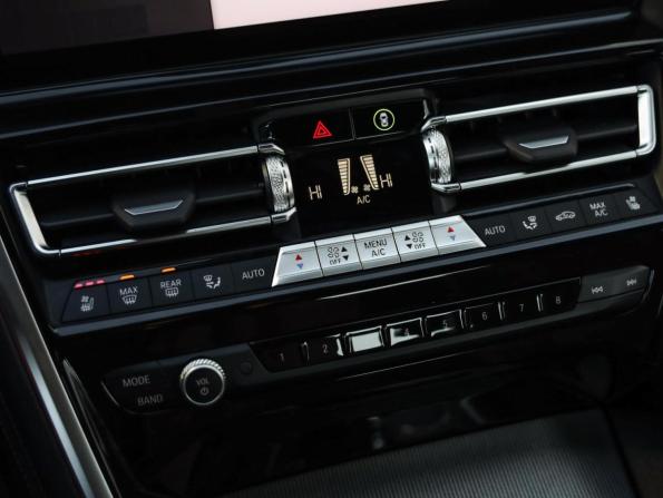 BMW 8 серии II (G14/G15/G16) Рестайлинг с пробегом 2024 года, цена 8 648 200 рублей, 1872 км, купе, Автокод Объявления