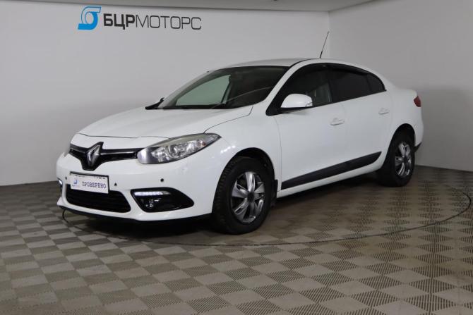Renault Fluence I Рестайлинг с пробегом 2015 года, цена 749 990 рублей, 157426 км, седан, Автокод Объявления