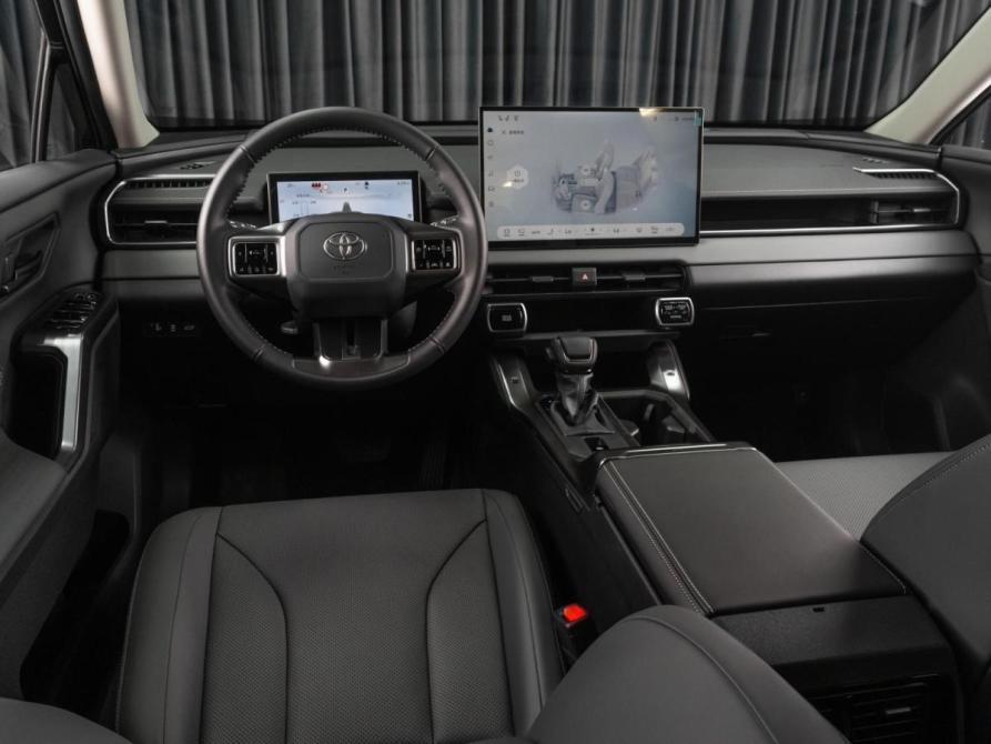 Toyota RAV4 VI (XA60) Тюмень  - изображение 6