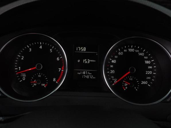 Volkswagen Jetta VI Рестайлинг с пробегом 2015 года, цена 1 199 000 рублей, 174872 км, седан, Автокод Объявления