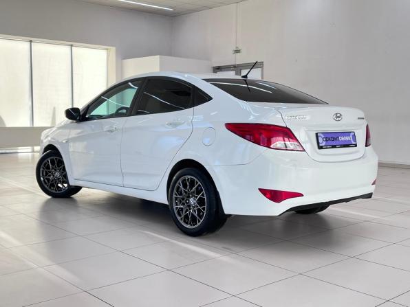 Hyundai Solaris I с пробегом 2014 года, цена 820 000 рублей, 177695 км, седан, Автокод Объявления