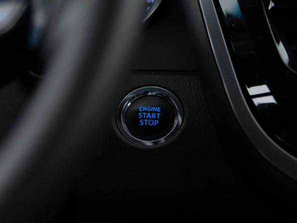 Toyota Camry VIII (XV70) Рестайлинг с пробегом 2022 года, цена 2 475 055 рублей, 176477 км, седан, Автокод Объявления