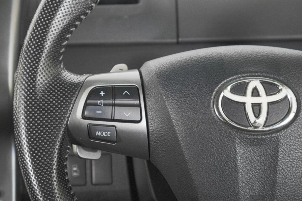 Toyota Voxy II (R70) Рестайлинг Кемерово  - изображение 17