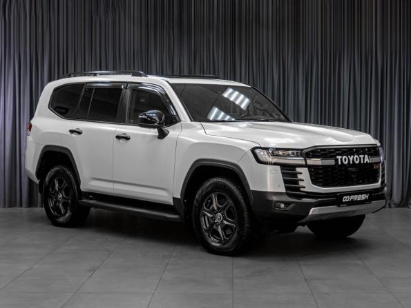 Toyota Land Cruiser 300 Series с пробегом 2021 года, цена 10 599 000 рублей, 86012 км, внедорожник, Автокод Объявления