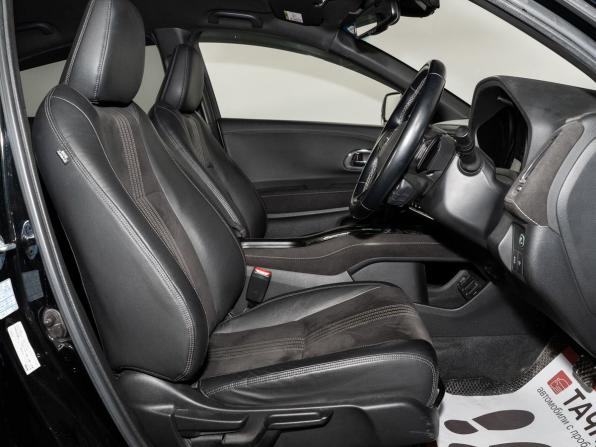 Honda Vezel I Рестайлинг с пробегом 2019 года, цена 1 850 000 рублей, 92782 км, внедорожник, Автокод Объявления