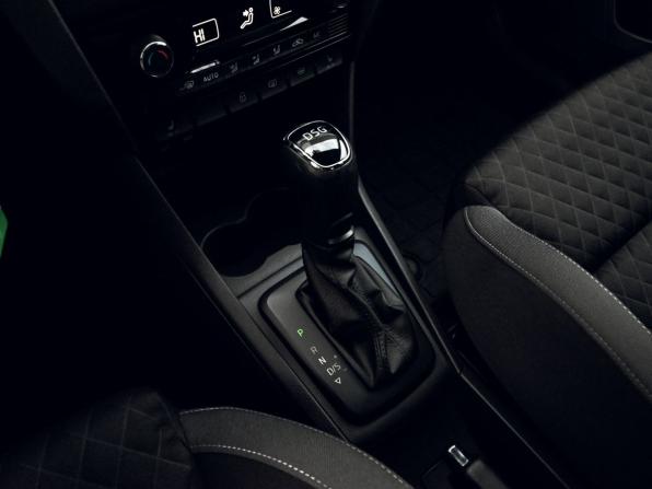 Skoda Rapid I Рестайлинг с пробегом 2017 года, цена 1 375 000 рублей, 151594 км, лифтбек, Автокод Объявления