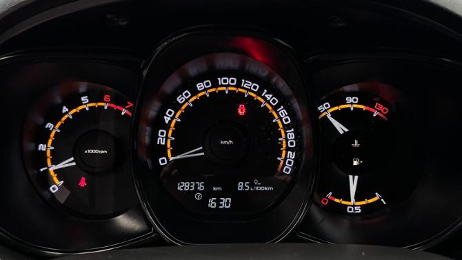 Lada (ВАЗ) Vesta I с пробегом 2019 года, цена 760 000 рублей, 128376 км, седан, Автокод Объявления