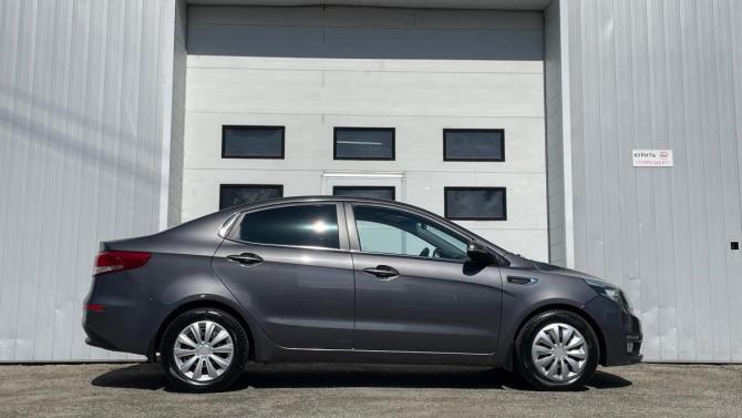 Kia Rio III Рестайлинг с пробегом 2016 года, цена 1 047 900 рублей, 108999 км, седан, Автокод Объявления