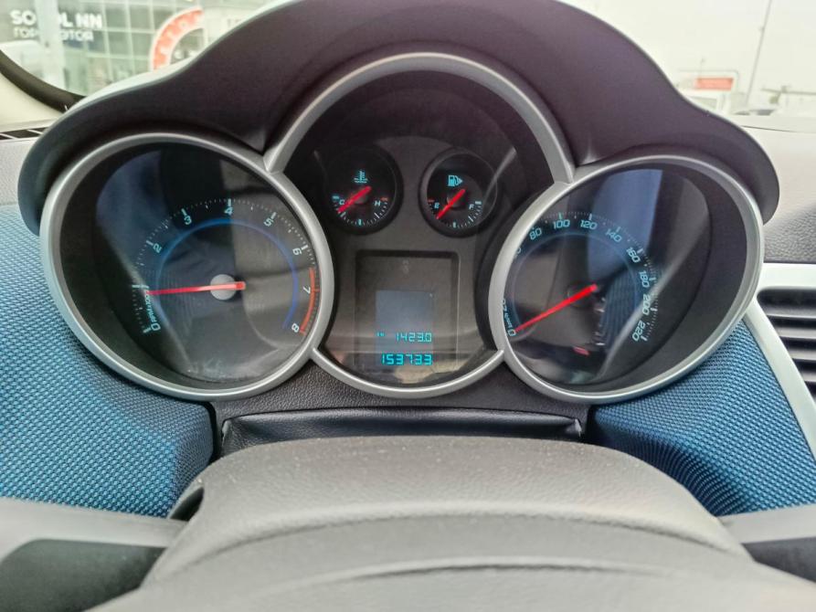 Chevrolet Cruze I Рестайлинг Тюмень  - изображение 15