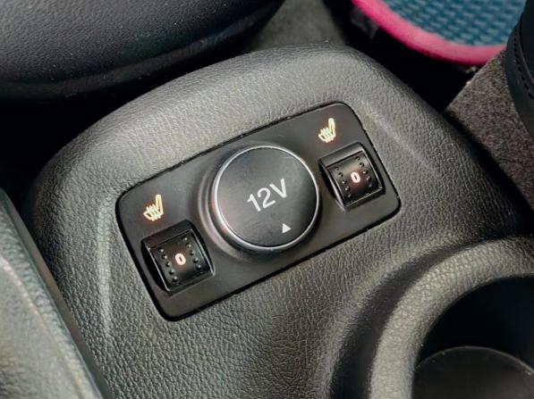 Ford Tourneo Connect II с пробегом 2015 года, цена 1 850 000 рублей, 123537 км, минивэн, Автокод Объявления