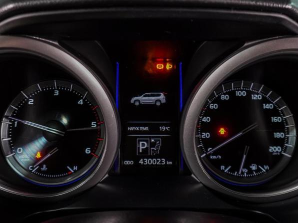 Toyota Land Cruiser Prado 150 Series Рестайлинг 1 с пробегом 2015 года, цена 3 049 000 рублей, 430023 км, внедорожник, Автокод Объявления