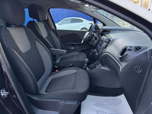 Renault Kaptur I с пробегом 2016 года, цена 1 060 000 рублей, 176297 км, внедорожник, Автокод Объявления