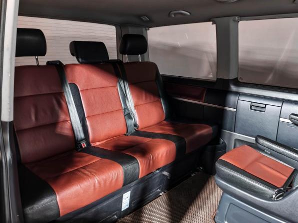 Volkswagen Multivan T6 с пробегом 2017 года, цена 3 480 000 рублей, 209487 км, минивэн, Автокод Объявления