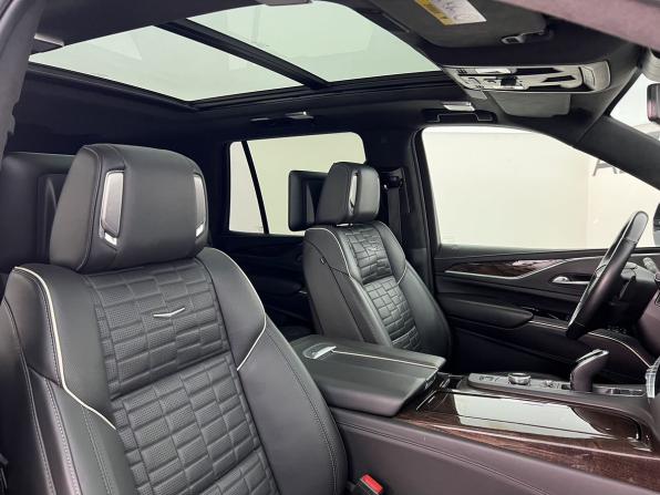 Cadillac Escalade V с пробегом 2021 года, цена 9 800 000 рублей, 81052 км, внедорожник, Автокод Объявления