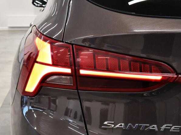 Hyundai Santa Fe IV Рестайлинг с пробегом 2021 года, цена 2 989 000 рублей, 122276 км, внедорожник, Автокод Объявления