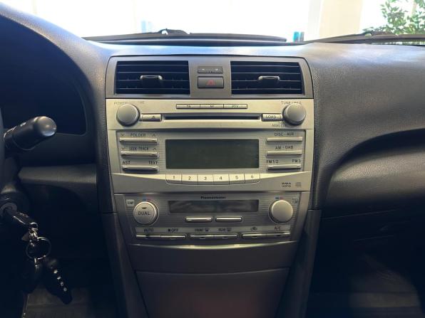 Toyota Camry VI (XV40) Рестайлинг с пробегом 2010 года, цена 1 240 000 рублей, 222027 км, седан, Автокод Объявления