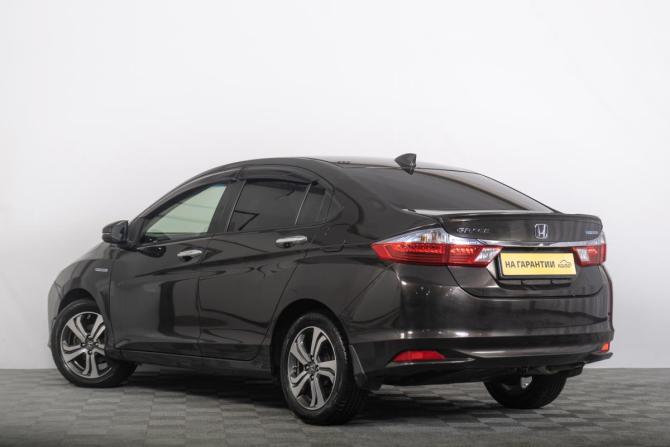 Honda Grace I с пробегом 2015 года, цена 999 000 рублей, 92000 км, седан, Автокод Объявления