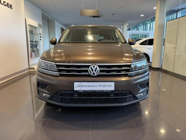 Volkswagen Tiguan II с пробегом 2018 года, цена 2 040 000 рублей, 173642 км, внедорожник, Автокод Объявления