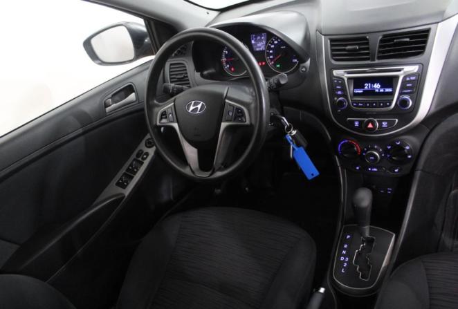 Hyundai Solaris I Рестайлинг с пробегом 2015 года, цена 780 000 рублей, 185487 км, седан, Автокод Объявления