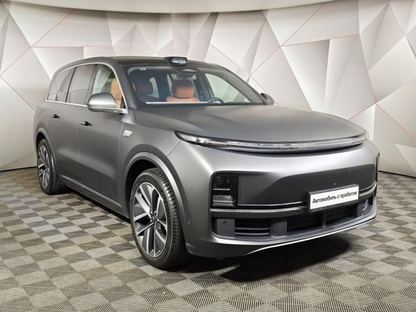 Li Auto (Lixiang) L9 I Рестайлинг с пробегом 2024 года, цена 7 495 000 рублей, 21197 км, внедорожник, Автокод Объявления