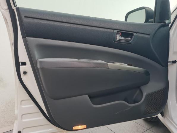 Toyota Prius II Рестайлинг (XW20) с пробегом 2006 года, цена 750 000 рублей, 201955 км, лифтбек, Автокод Объявления
