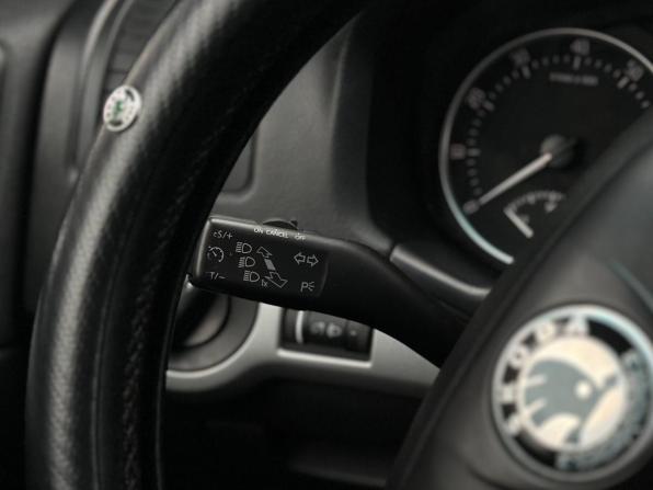 Skoda Octavia II (A5) Рестайлинг с пробегом 2013 года, цена 739 000 рублей, 235124 км, лифтбек, Автокод Объявления