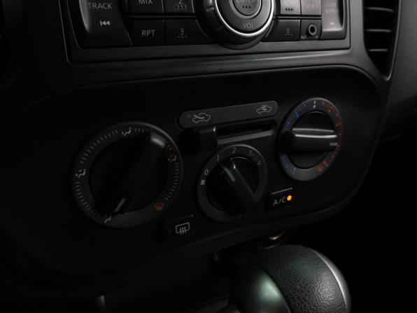 Nissan Juke I Рестайлинг с пробегом 2014 года, цена 1 198 000 рублей, 99946 км, внедорожник, Автокод Объявления