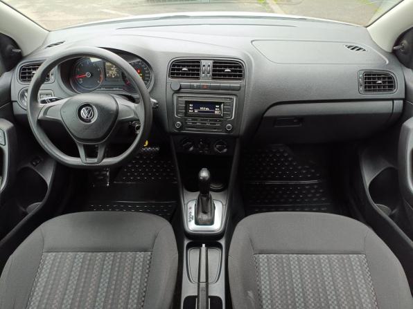 Volkswagen Polo V Рестайлинг с пробегом 2018 года, цена 889 000 рублей, 122720 км, седан, Автокод Объявления