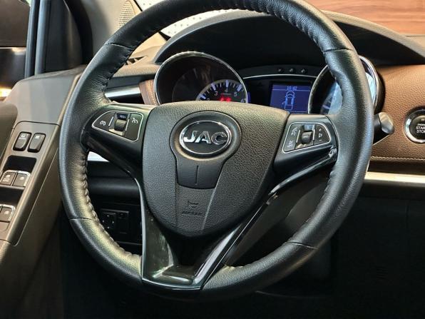 JAC T6 с пробегом 2021 года, цена 1 650 000 рублей, 120000 км, offers.body_type.unknown, Автокод Объявления
