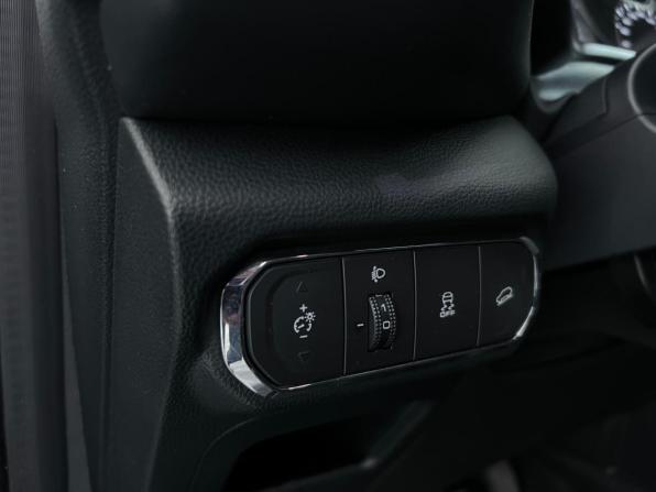 Haval Jolion I с пробегом 2023 года, цена 1 827 000 рублей, 54641 км, внедорожник, Автокод Объявления
