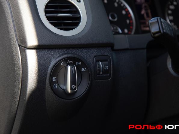 Volkswagen Tiguan I Рестайлинг с пробегом 2016 года, цена 1 378 000 рублей, 219481 км, внедорожник, Автокод Объявления