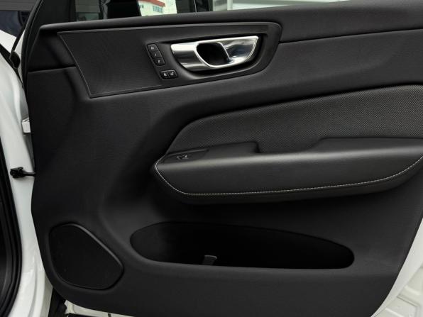 Volvo XC60 II Рестайлинг с пробегом 2021 года, цена 4 090 000 рублей, 91323 км, внедорожник, Автокод Объявления
