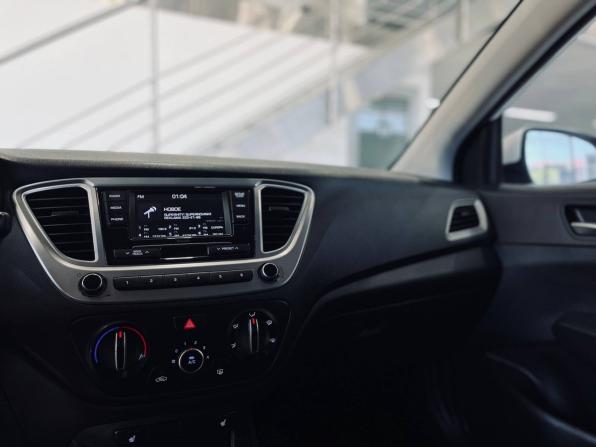 Hyundai Solaris II Рестайлинг с пробегом 2021 года, цена 1 369 900 рублей, 99600 км, седан, Автокод Объявления