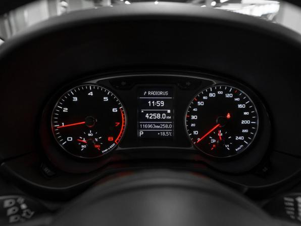 Audi A1 I (8X) с пробегом 2014 года, цена 1 330 000 рублей, 116960 км, хэтчбек, Автокод Объявления