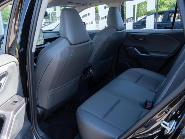 Toyota RAV4 VI (XA60) с пробегом 2026 года, цена 4 260 000 рублей, 88 км, внедорожник, Автокод Объявления